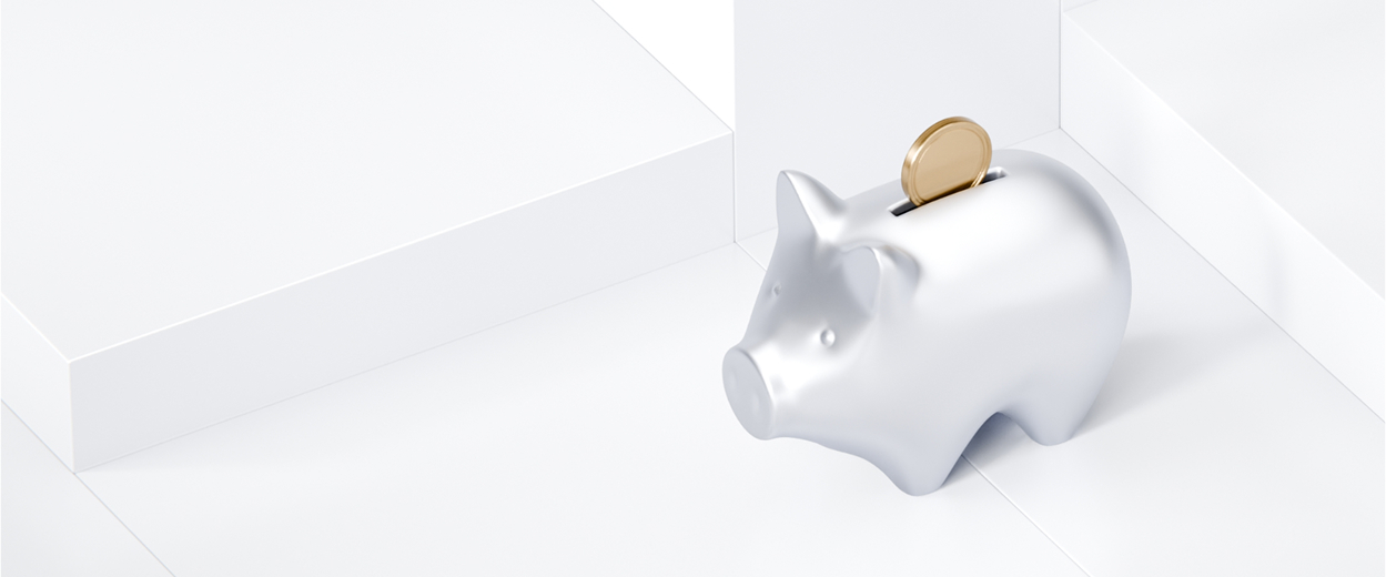 Comparison of Uphold USD Interest Account yield against the national average savings rate